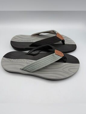 Mens Flip Flops Sandals Size 12 Gray Black Casual Thong Slides